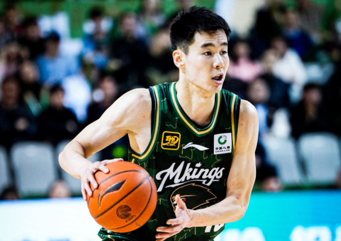 kaiyun-同曦双加时灭深圳：郭昊文31+10双外援40+ 周鹏1003三分超胡雪峰